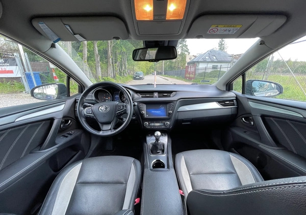 Toyota Avensis cena 57900 przebieg: 170000, rok produkcji 2018 z Piekary Śląskie małe 407